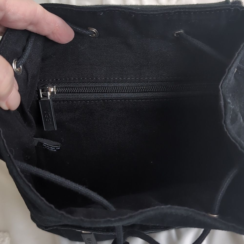 UGG Australia Nordie🖤 Black Shearling & Sueded Drawstring Mini Backpack NWOT - Picture 7 of 12